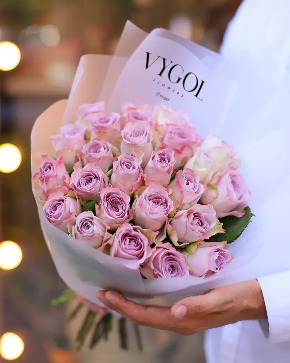 lavi 40.30 دسته گل لاوی کد 9018 - تصویر 1