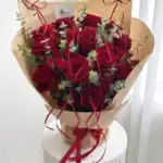 دسته‌گل ایستاده لارا کد 2046